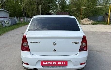 Renault Logan I, 2015 год, 600 000 рублей, 2 фотография
