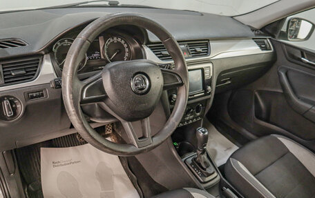 Skoda Rapid I, 2019 год, 989 000 рублей, 7 фотография