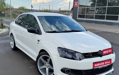 Volkswagen Polo VI (EU Market), 2013 год, 770 000 рублей, 1 фотография