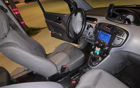 Hyundai Matrix I рестайлинг, 2004 год, 280 000 рублей, 13 фотография