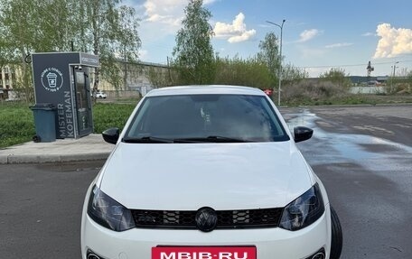 Volkswagen Polo VI (EU Market), 2013 год, 770 000 рублей, 3 фотография
