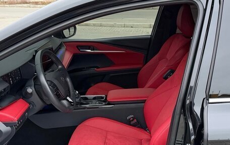 Toyota Camry, 2024 год, 3 650 000 рублей, 1 фотография