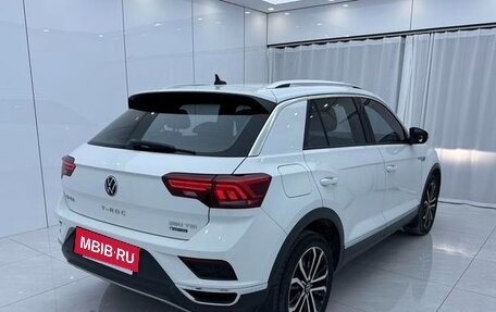 Volkswagen T-Roc I, 2025 год, 2 000 000 рублей, 4 фотография
