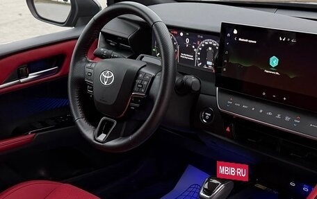 Toyota Camry, 2024 год, 3 650 000 рублей, 8 фотография