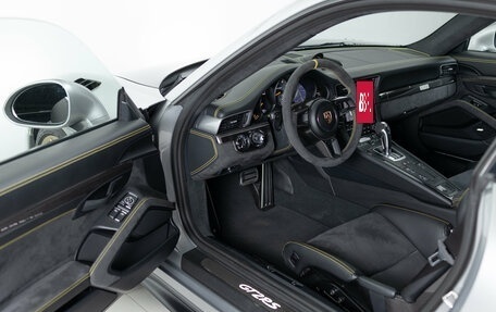 Porsche 911 GT2 991, 2019 год, 25 990 000 рублей, 7 фотография