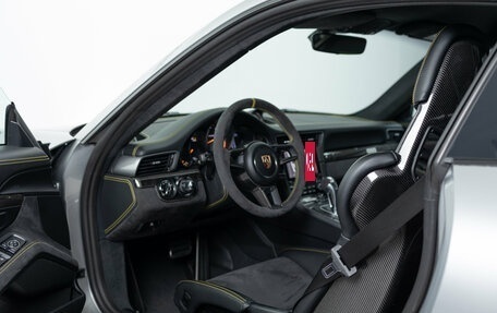Porsche 911 GT2 991, 2019 год, 25 990 000 рублей, 10 фотография