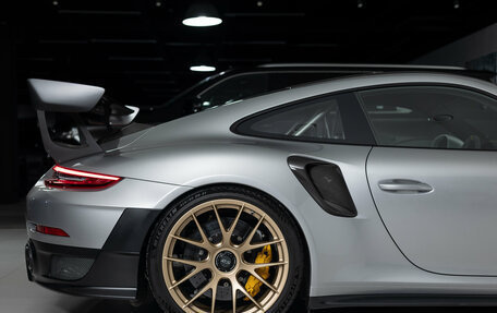 Porsche 911 GT2 991, 2019 год, 25 990 000 рублей, 39 фотография