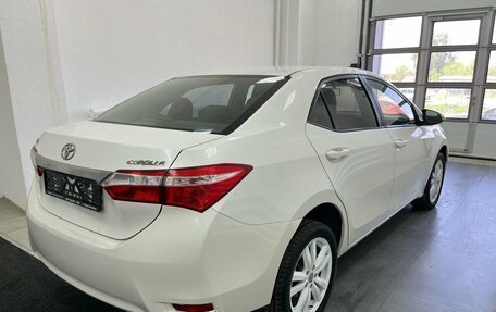 Toyota Corolla, 2013 год, 1 299 000 рублей, 4 фотография