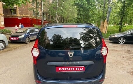 Dacia Lodgy, 2016 год, 1 250 000 рублей, 7 фотография