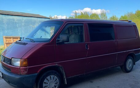 Volkswagen Transporter T4, 2000 год, 690 000 рублей, 2 фотография
