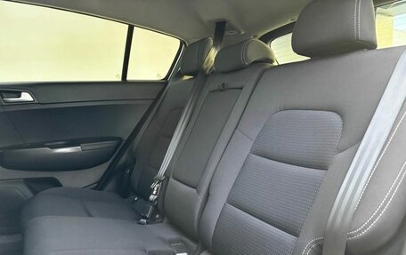 KIA Sportage IV рестайлинг, 2019 год, 1 890 000 рублей, 15 фотография