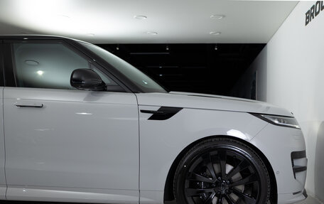 Land Rover Range Rover Sport, 2026 год, 18 590 000 рублей, 40 фотография