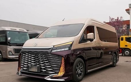 Toyota HiAce H300, 2024 год, 16 200 000 рублей, 1 фотография