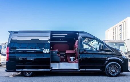 Toyota HiAce H300, 2024 год, 14 080 000 рублей, 4 фотография