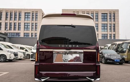 Toyota HiAce H300, 2024 год, 16 200 000 рублей, 4 фотография