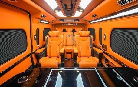 Toyota HiAce H300, 2024 год, 16 200 000 рублей, 10 фотография