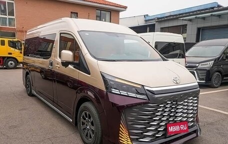 Toyota HiAce H300, 2024 год, 16 200 000 рублей, 3 фотография