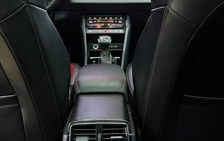 Skoda Karoq I, 2022 год, 1 870 000 рублей, 10 фотография