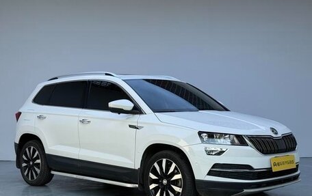 Skoda Karoq I, 2023 год, 2 245 000 рублей, 3 фотография