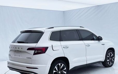 Skoda Karoq I, 2022 год, 2 130 000 рублей, 5 фотография