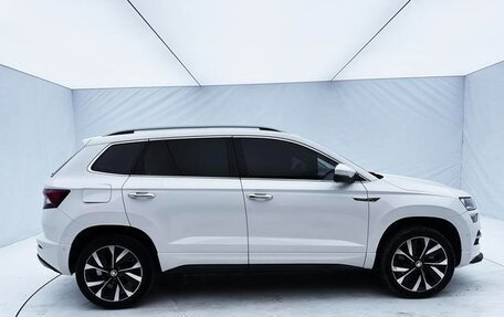 Skoda Karoq I, 2022 год, 2 130 000 рублей, 4 фотография