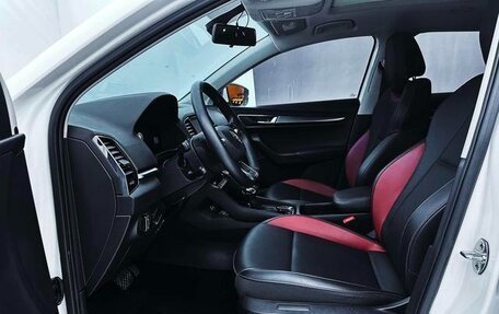 Skoda Karoq I, 2022 год, 2 130 000 рублей, 9 фотография
