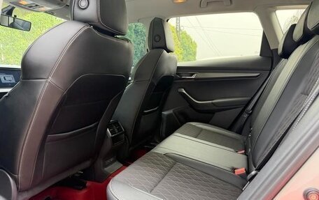 Skoda Karoq I, 2023 год, 2 276 000 рублей, 9 фотография