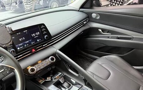 Hyundai Elantra, 2023 год, 1 450 550 рублей, 11 фотография