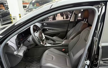 Hyundai Elantra, 2023 год, 1 450 550 рублей, 15 фотография