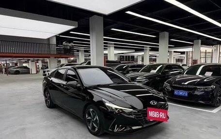 Hyundai Elantra, 2023 год, 1 450 550 рублей, 16 фотография