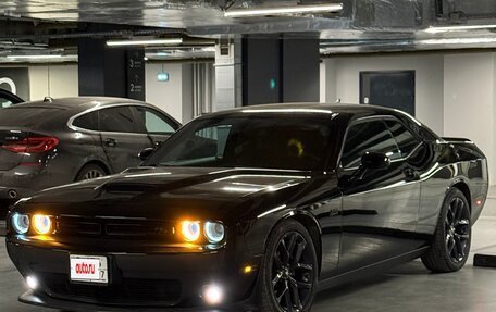 Dodge Challenger III рестайлинг 2, 2019 год, 4 150 000 рублей, 1 фотография