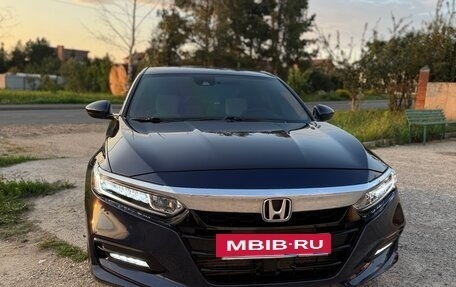 Honda Accord IX рестайлинг, 2018 год, 2 300 000 рублей, 2 фотография