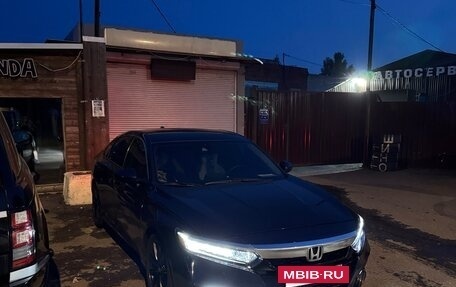 Honda Accord IX рестайлинг, 2018 год, 2 300 000 рублей, 13 фотография