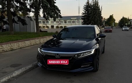 Honda Accord IX рестайлинг, 2018 год, 2 300 000 рублей, 14 фотография