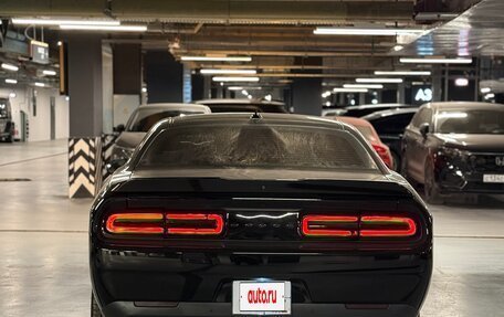 Dodge Challenger III рестайлинг 2, 2019 год, 4 150 000 рублей, 7 фотография
