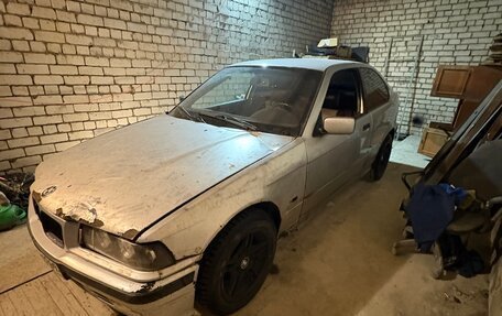 BMW 3 серия, 1998 год, 250 000 рублей, 2 фотография