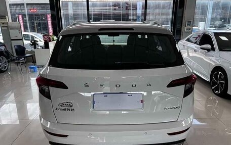 Skoda Karoq I, 2021 год, 1 650 005 рублей, 2 фотография