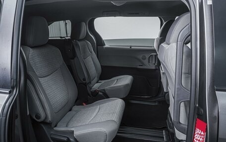 Toyota Sienna, 2021 год, 4 187 000 рублей, 7 фотография