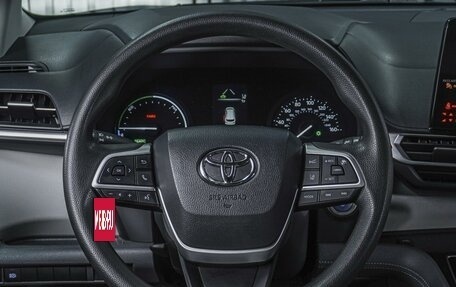 Toyota Sienna, 2021 год, 4 187 000 рублей, 15 фотография