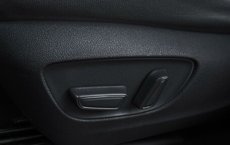 Toyota Sienna, 2021 год, 4 187 000 рублей, 23 фотография