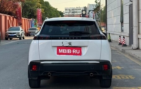 Peugeot 2008 II, 2022 год, 1 150 000 рублей, 5 фотография