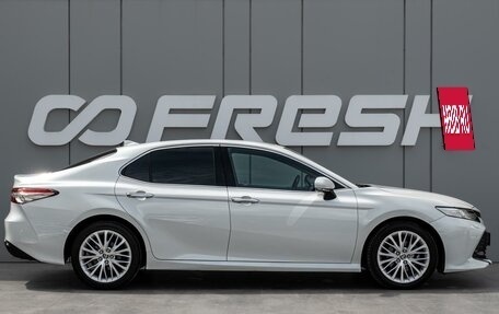 Toyota Camry, 2020 год, 3 170 000 рублей, 5 фотография