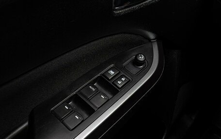 Suzuki Vitara II рестайлинг, 2020 год, 2 050 000 рублей, 18 фотография
