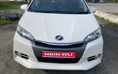 Toyota Wish II, 2013 год, 1 120 000 рублей, 1 фотография
