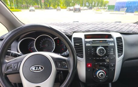 KIA Venga I, 2011 год, 800 000 рублей, 8 фотография