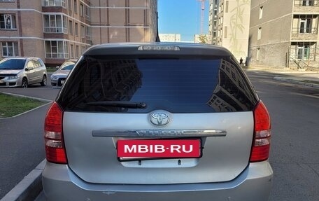 Toyota Wish II, 2003 год, 700 000 рублей, 3 фотография