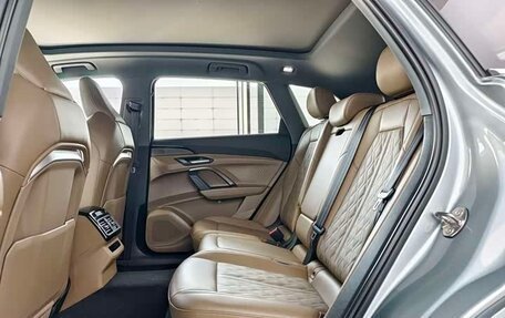 Audi Q5, 2026 год, 6 100 008 рублей, 13 фотография