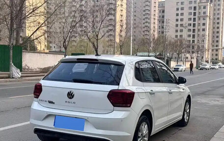 Volkswagen Polo, 2022 год, 1 100 001 рублей, 3 фотография