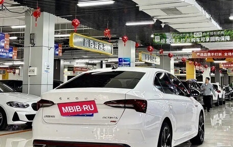 Skoda Octavia IV, 2023 год, 1 750 001 рублей, 6 фотография