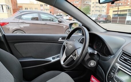 Hyundai Solaris II рестайлинг, 2013 год, 990 000 рублей, 7 фотография